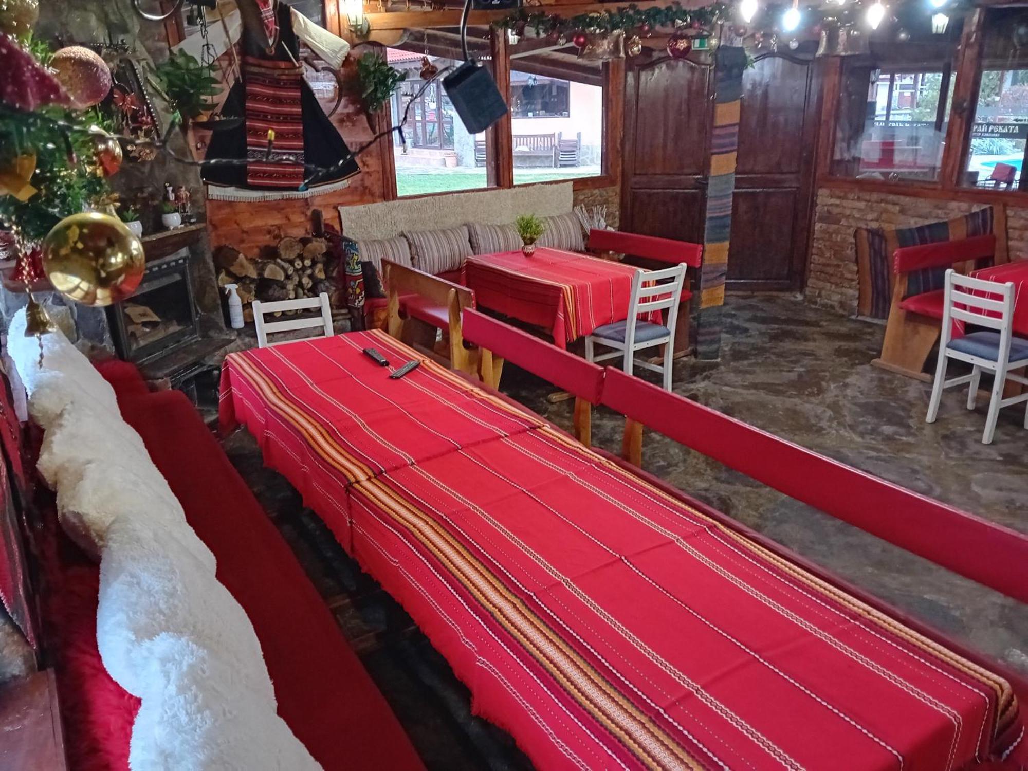 Къща За Гости "Там Край Реката " Slivek Exterior photo